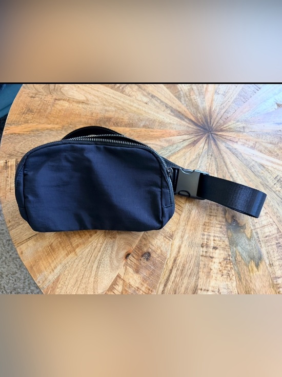 HALARA Handbags - Halara Black Crossbody Bag
